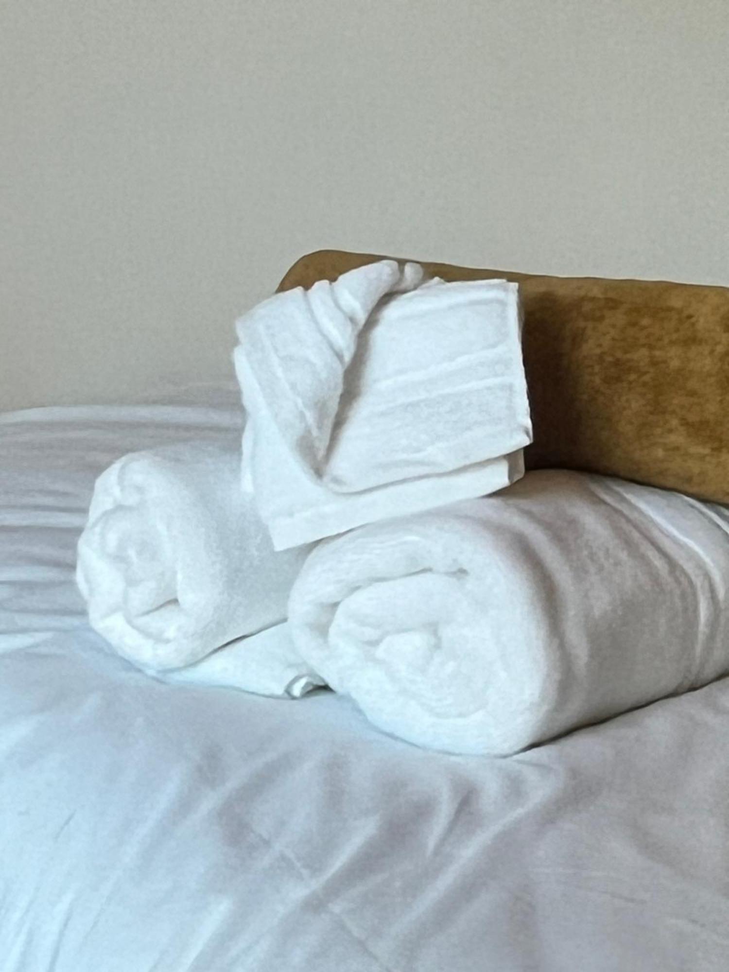 The Parkes A Stylish 3Br House, 5 Mins From Central Birmingham Close To The Edgbaston Stadium, The Hippodrome, Uob, Aston And Bcu, China Town, Kings Heath Bhx Airport And Much More מראה חיצוני תמונה